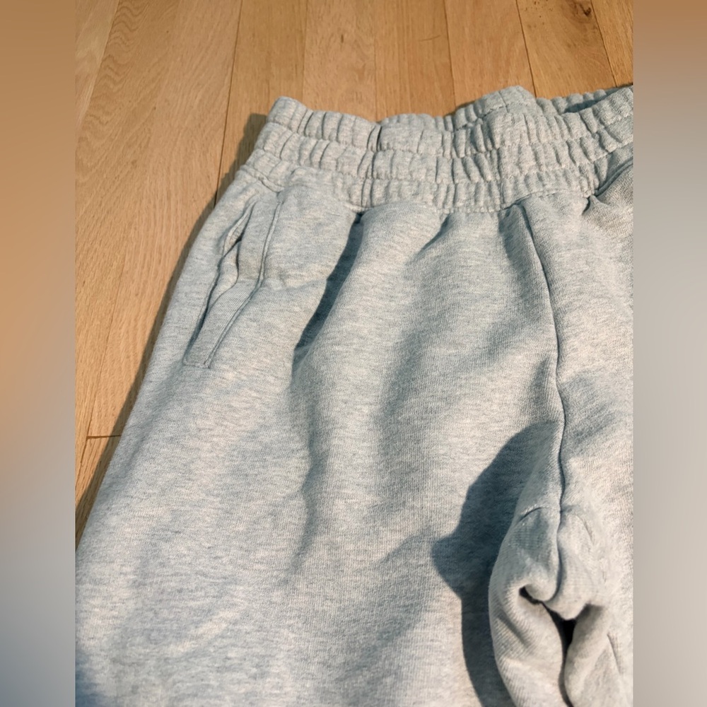 Aerie Gray Jogger Sweatpants Women’s XS Heather Lounge Fleece Pockets - Picture 3 of 5